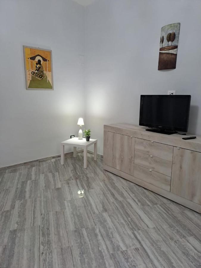 Casa Rosy Bed and Breakfast Lucera Buitenkant foto